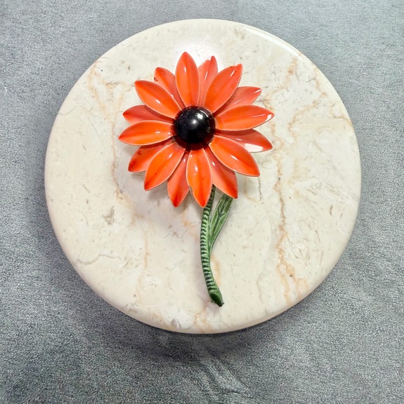 Jewelry - Vintage 1960’s Retro Enamel Black Eye Susan Daisy Brooch Spring Flower Power